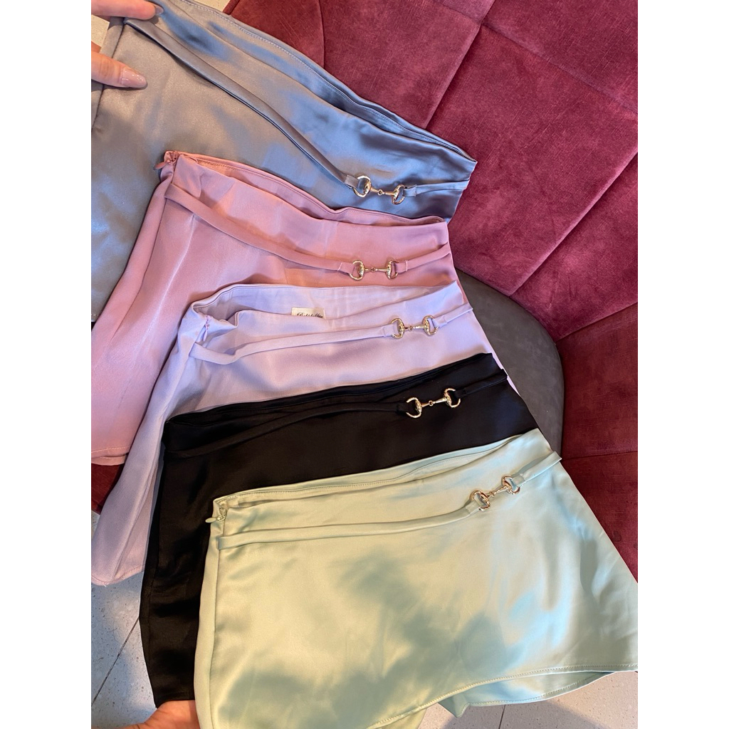 (Pre-order) Chân Váy Ngắn Nini mini skirt Cạp Trễ Lụa Cao Cấp Kèm Dây Charm Xinh - Babiche Attire | BigBuy360 - bigbuy360.vn