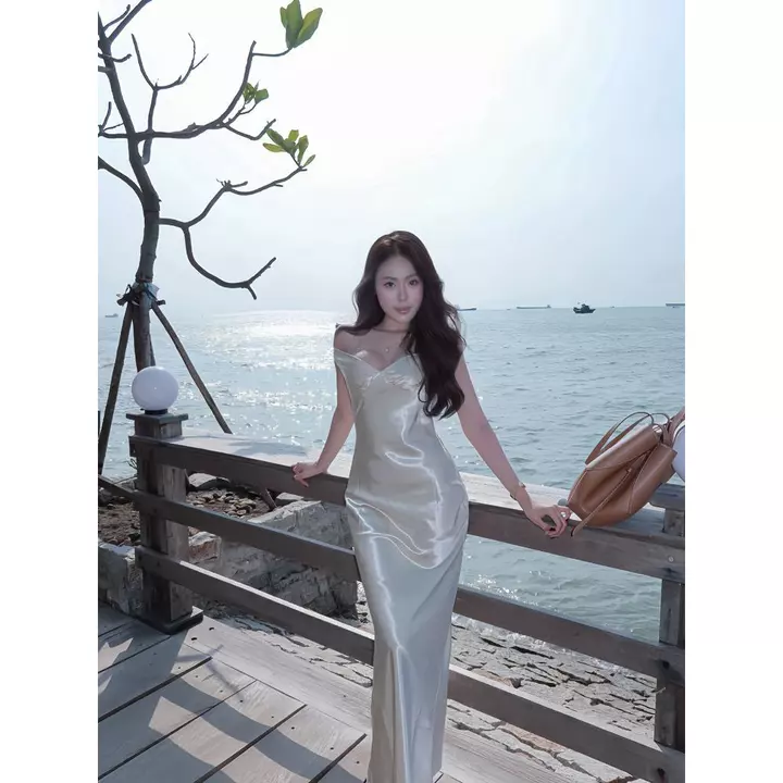 Đầm lụa Váy lụa trễ vai, Đầm lụa nhún ngực đi tiệc dáng dài, Váy lụa dài dự tiệc sang chảnh