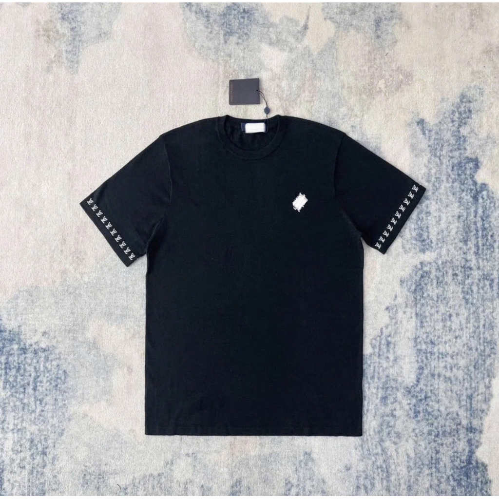 ⚡️[Hight Quality] Áo Phông Len Cổ Tròn Nam Nữ \/ Ready To Wear - Phối Màu Đen Họa Tiết Dệt Ở Tay Cao Cấp