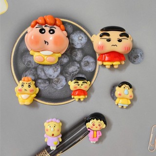 Set Charm Shin đầu to Shin Cậu Bé Bút Chì Gia Đình & Bạn Bè Chibi Cute – Charm Gắn Dép Hoạt Hình Ngộ Nghĩnh