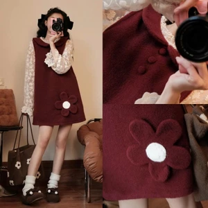 Váy Suông Đỏ Ba Lỗ Cổ Sen Đính Hoa Dưới Gấu Chất Dạ Mềm Xinh Xắn Thời Trang Cho Nữ