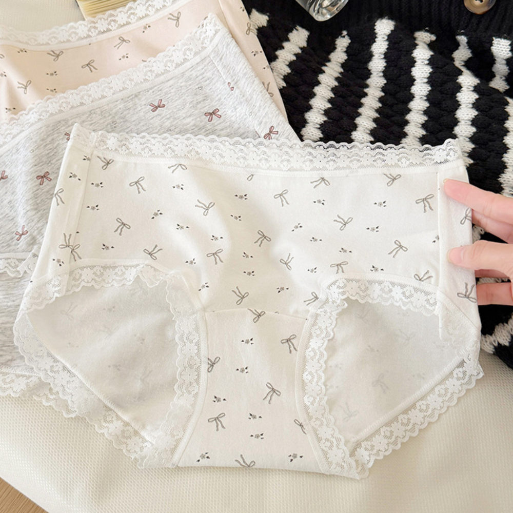 [ Xả Hàng ] Combo 4 Quần lót nữ cotton kháng khuẩn thấm hút, Quần chíp nữ viền ren họa tiết dễ thương ZANA L5228