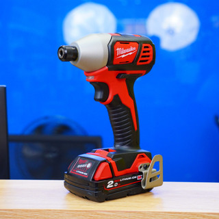 Máy Vặn Vít Milwaukee M18 BID | Dùng Pin 18V Nhỏ Gọn | Gồm Pin 2.0Ah + Sạc | Bảo Hành 12 Tháng