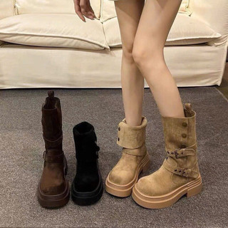 Bốt lửng chất da lộn mũi tròn hai quai cài Q18
