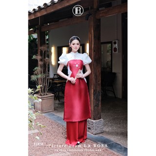 Bộ Áo Dài Cao Cấp LA Rosa Màu Đỏ Phối Trắng Nổi Bật Đính Hoa Kèm Charm Cài Tiểu Thư AD1038