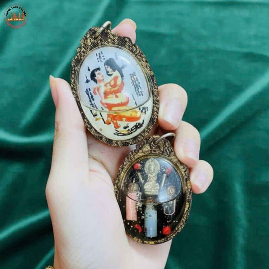 Mặt Dây Chuyền Decor Hình Ảnh Nghệ Thuật Kích Thước 5cm Phụ Kiện Đeo Cổ Mẫu Mới