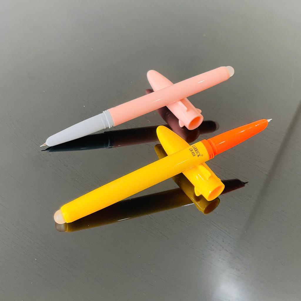 Bút Máy Cá Mập S02 Ngòi Mài 0.38mm - Viết Êm Trơn, Chống Sạch Tay, Dùng Mực Ống & Mực Lọ Cho Học Sinh Tiểu Học