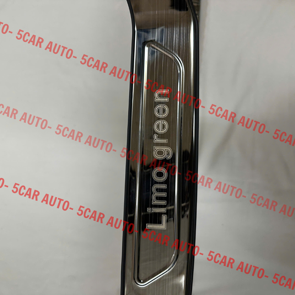 Ốp chống trầy cốp trong, ngoài TITAN xe LIMO GREEN/ MPV7, Vân titan phay xước cao cấp- Giá 1 bộ