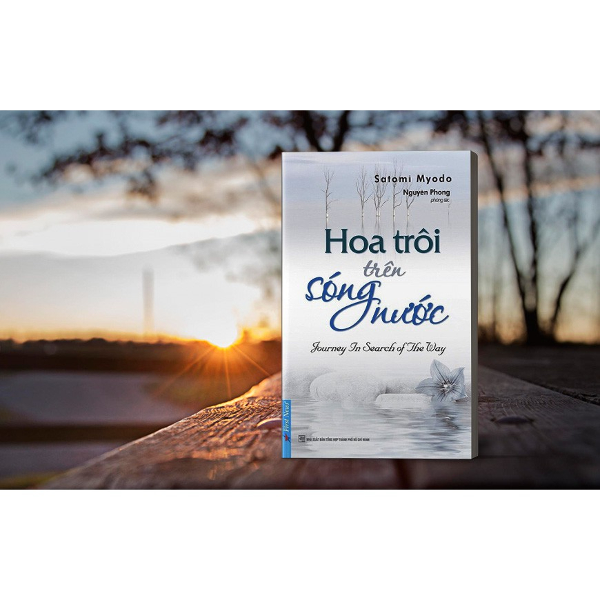 Sách Hoa Trôi Trên Sóng Nước - Nguyên Phong