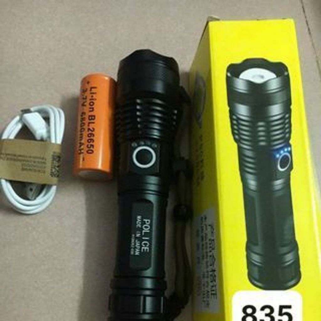 Đèn Pin Cầm Tay S35 Japan 5 Chế Độ Sáng Zoom Gần Xa 3200Lm Kèm Pin 26650 8000Mah 3.7V Cao Cấp (Hộp Vàng)