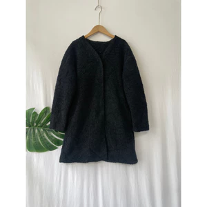 Áo khoác Nhật Unilo mới toanh siêu xinh size M này màu xanh đen