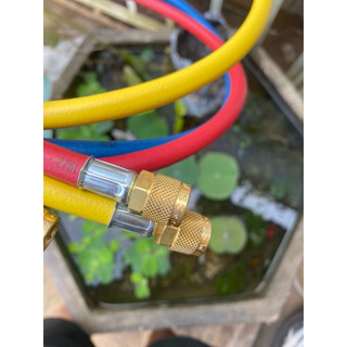 dây nạp gas có khoá đầu 6-8 thủy sĩ refco