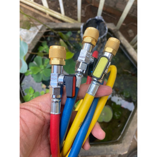 dây nạp gas có khoá đầu 6-8 thủy sĩ refco
