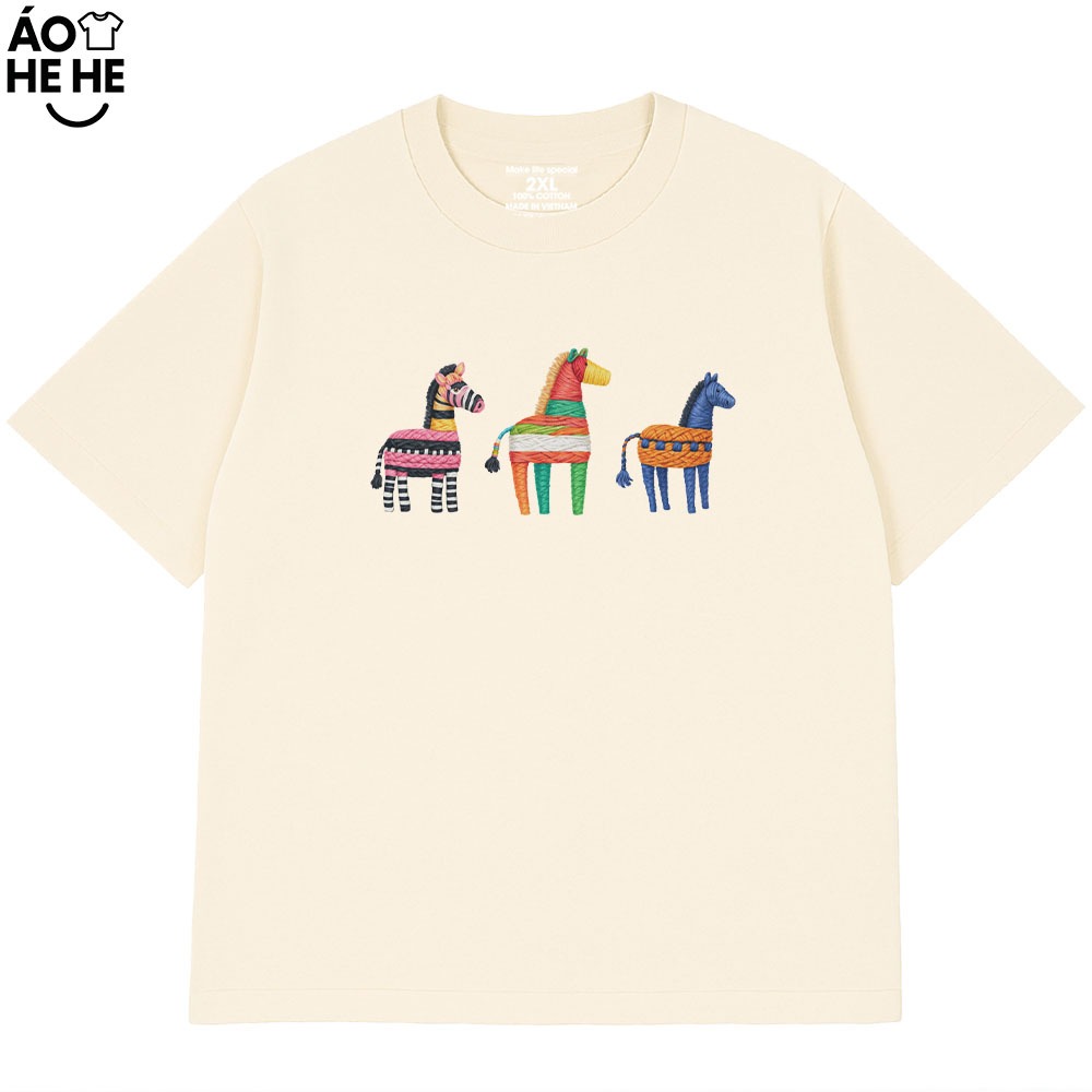 Áo Thun Tết 2026 In Hình 3 Con Ngựa Giả Thêu Form Rộng Cotton 230gsm In Theo Yêu Cầu