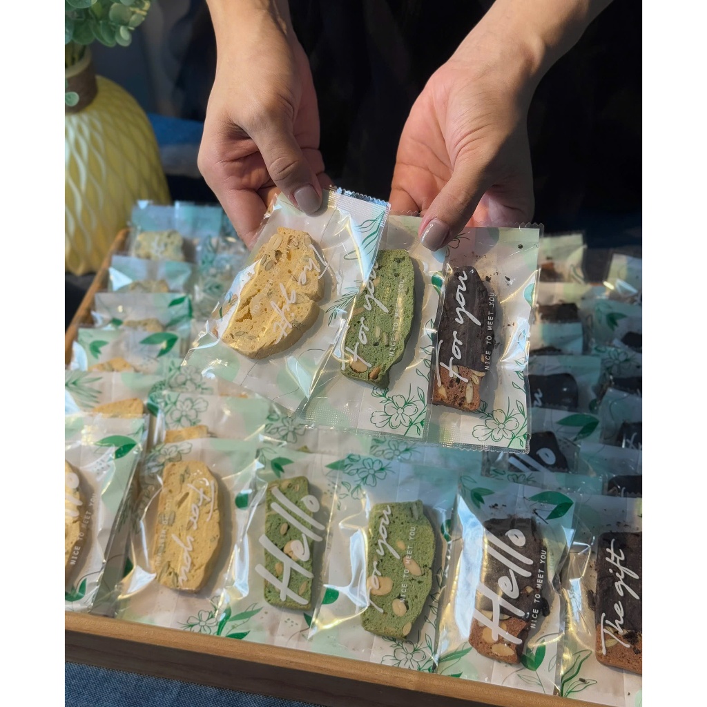 Bánh biscotti, ăn kiêng KD Healthy Food Giòn tan, đậm vị socola túi 300g