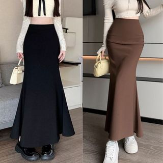 Chân váy thun tăm dáng dài lưng cao form đẹp màu đen nâu dễ phối VANISA CV065