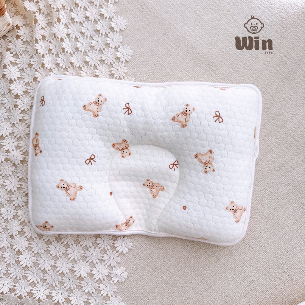 Gối lõm mặt lụa cotton Win thiết kế lõm giữa phòng ngừa méo đầu họa tiết xinh xắn Bahu_Baby
