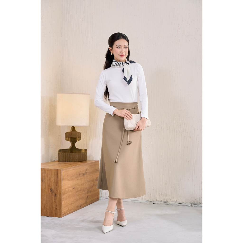 Áo Thun Nữ Tay Dài GUMAC Form Ôm Cổ Tròn Chất Thun Lạnh Co Giãn Basic ATF11020