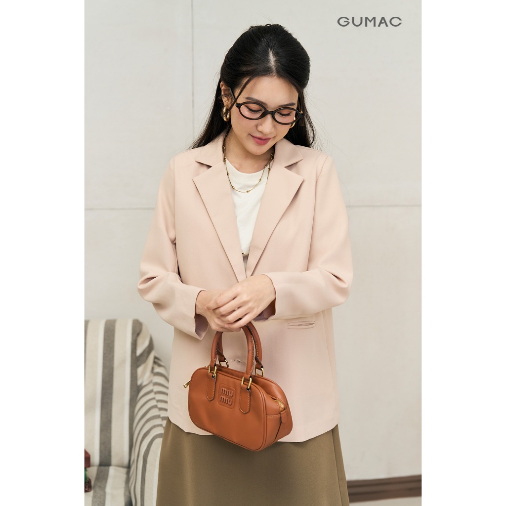 Áo Blazer Nữ GUMAC Dáng Suông Rộng Đính Nút Bọc Cao Cấp LOWF1015