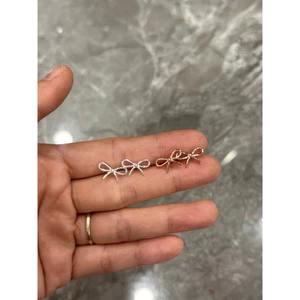 Bông tai nơ mini 2 màu xinh xắn
