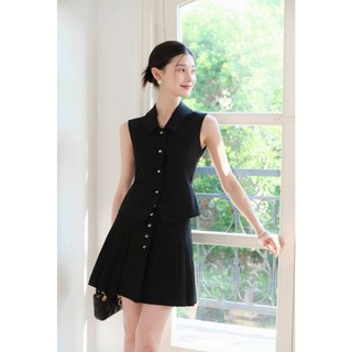 Set đồ nữ áo cổ vest sát nách + chân váy xếp ly, thanh lịch sang chảnh HB.Studio S97