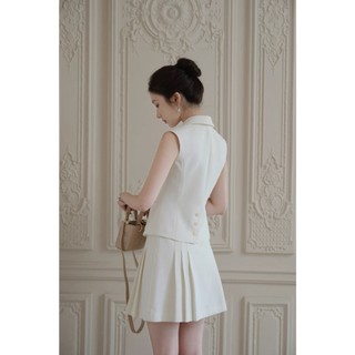 Set đồ nữ áo cổ vest sát nách + chân váy xếp ly, thanh lịch sang chảnh HB.Studio S97