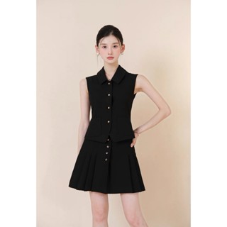 Set đồ nữ áo cổ vest sát nách + chân váy xếp ly, thanh lịch sang chảnh HB.Studio S97