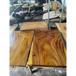 Gỗ me tây : 50x70x3.4cm (vuông- Sơn 1 mặt)