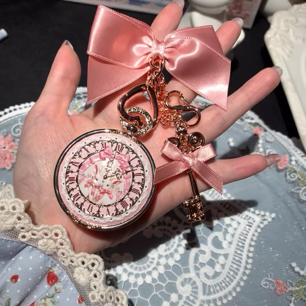 MÓC KHÓA SON DƯỠNG MÔI FLOWER KNOWS – BUNNY GARDEN