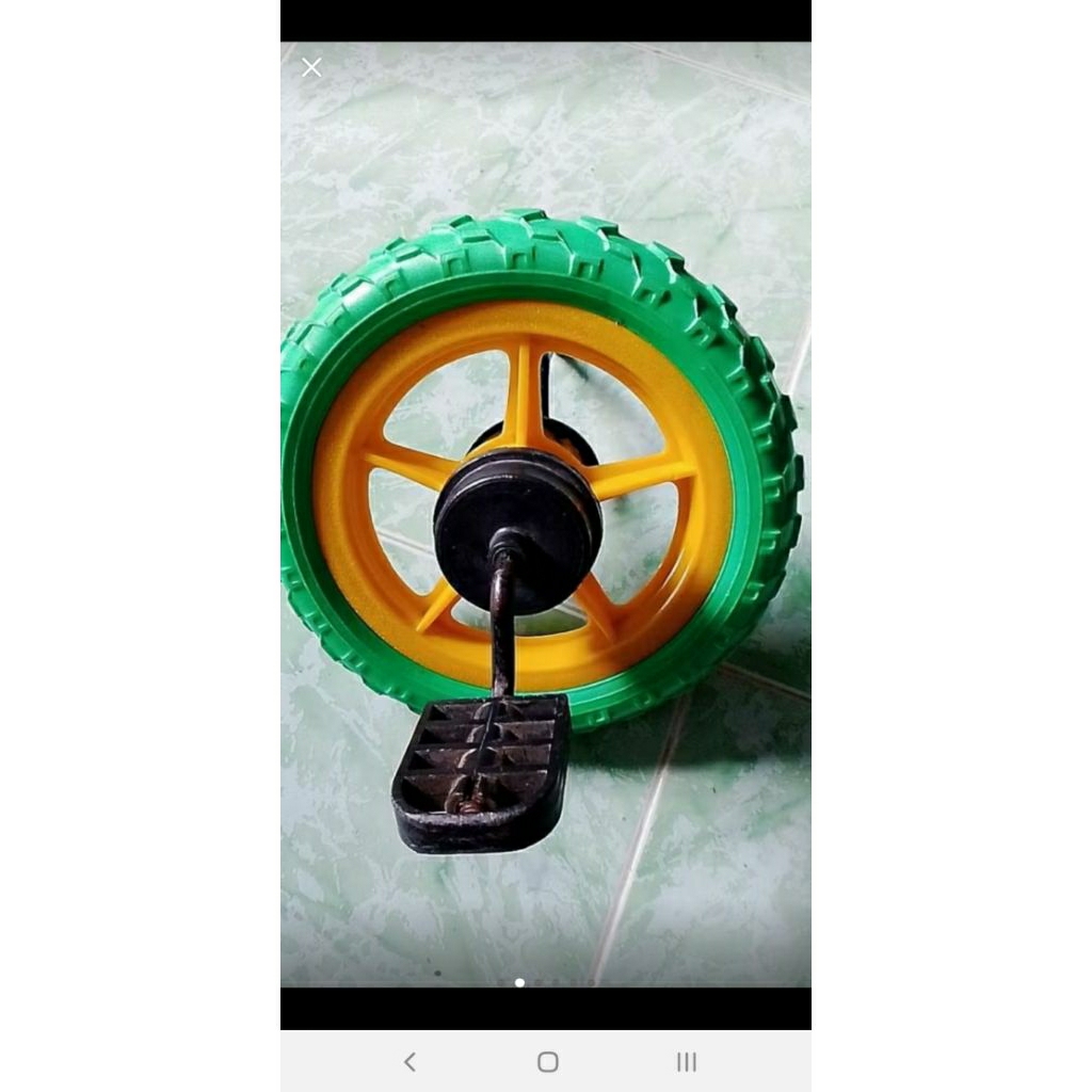 Bánh xe đạp trẻ em bằng nhựa đúc đặc 26cm(Mua 5 tặng 1 , Mua 10 tặng 2)