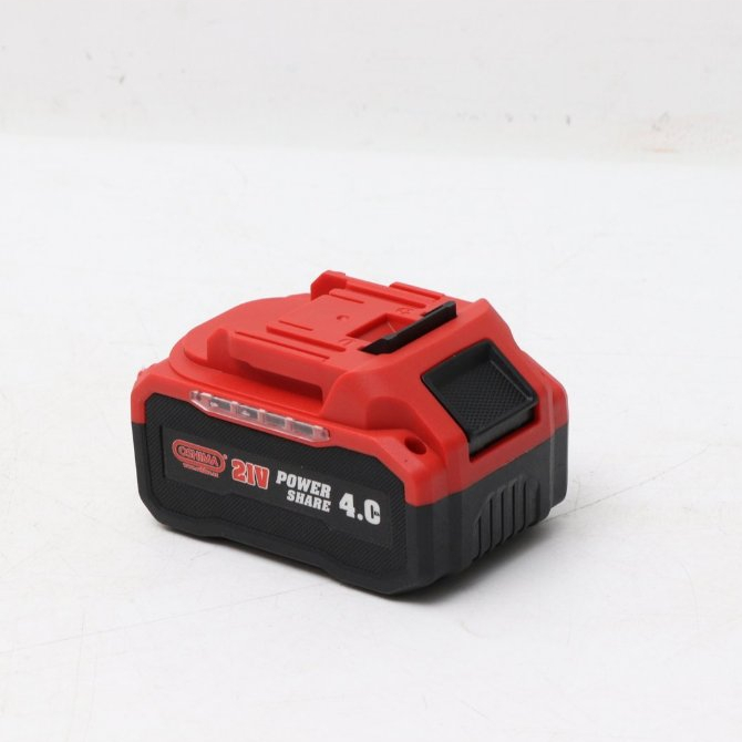 PlN LlTHlUM Oshima P21V-4.0 Ah-D2