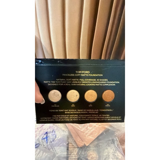kem nền + kem lót tom ford