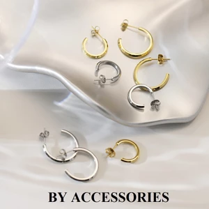 Bông tai nữ titan kiểu chữ C mảnh vát cạnh mạ vàng 18K thời trang không gỉ WE2613 BY ACCESSORIES