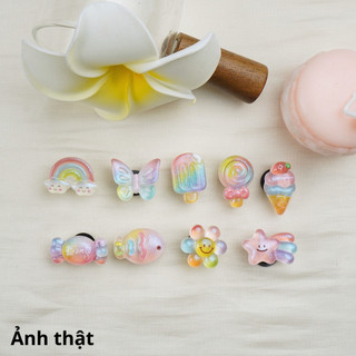 Bộ 9 Sticker, Charm 3D chủ đề Kem cá cầu vồng nhựa cứng gắn Dép Sục, Cá sấu JB-437 Mita