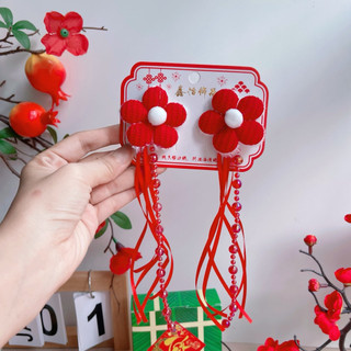 Set 2 kẹp tua rua tone đỏ cho bé phù hợp lễ tết
