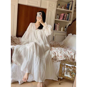 Đầm Ngủ Trắng Dáng Dài Phối Ren – Váy Ngủ Vintage Cotton Xô Nhẹ, Nữ Tính