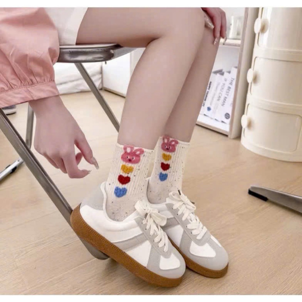 Tất hoạ tiết thỏ cho bé gái xinh yêu