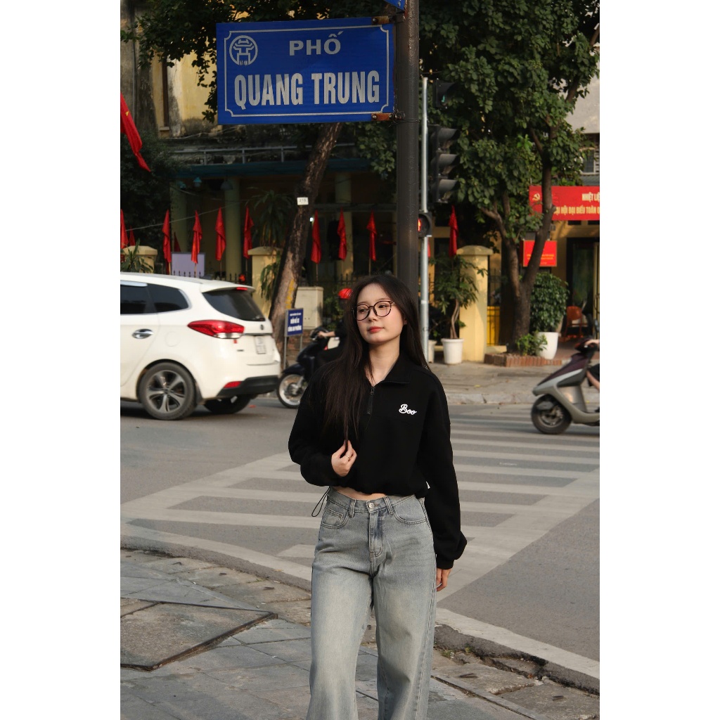 Áo HalfZip Boo Crop Danh Cho Nữ Chất Liệu Nỉ