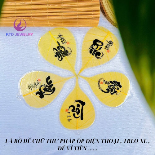 Lá Bồ Đề KATEDA Để Ốp Điện Thoại, Để Bóp Ví, Treo Xe Ô Tô , Treo Cây Mai Size 6 x 9cm.