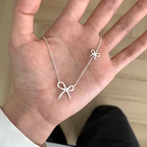 Dây chuyền nơ đôi tone bạc dành cho cho nữ, phong cách Nhật Bản và Hàn Quốc, thiết kế độc đáo, thanh lịch, ngọt ngào