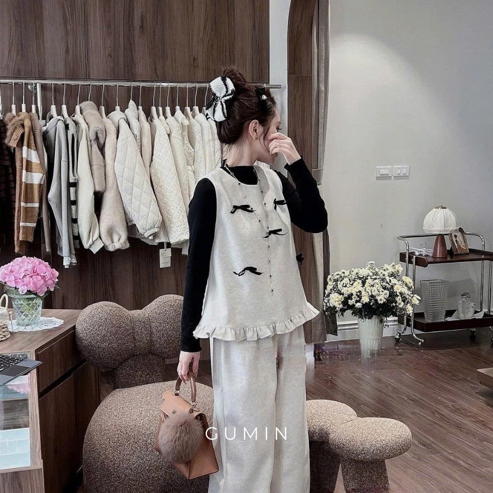 Set bộ dạ GUMIN thiết kế áo giữ nhiệt đen mix áo gile đính nơ kèm quần ống suông rộng tiểu thư, set bộ nữ mặc nhà sang c
