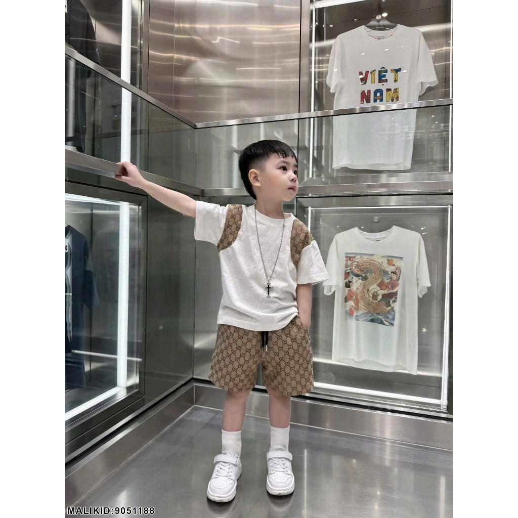 Set bộ bé trai ngắn tay mix cầu vai phong cách boy phố siêu đep-Bộ thun bé trai BB cổ tròn hàng cao cấp