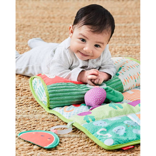 Thảm Nằm Sấp Cho Bé S.kip H.op Farmstand Tummy Time Playmat – Có Gối Đỡ, Đồ Chơi Treo, Cho Bé Sơ Sinh 0+