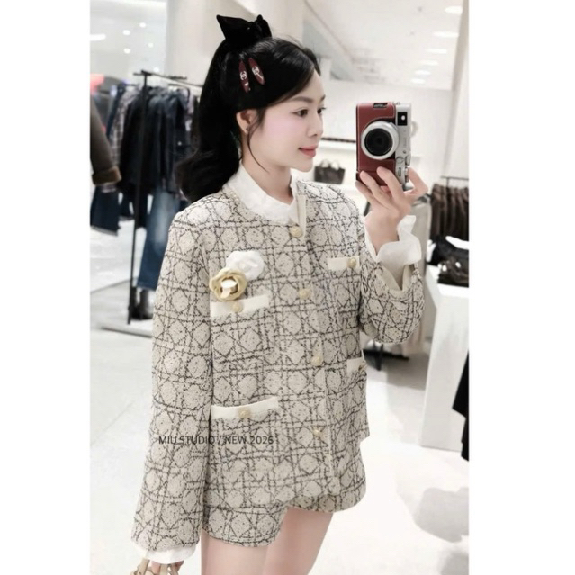 SET Áo khoác dạ tweed hoạ tiết kẻ đính khuy đồng(Tặng tag hoa) mix quần sooc ngắn-hàng cao cấp style tiểu thư sang chảnh