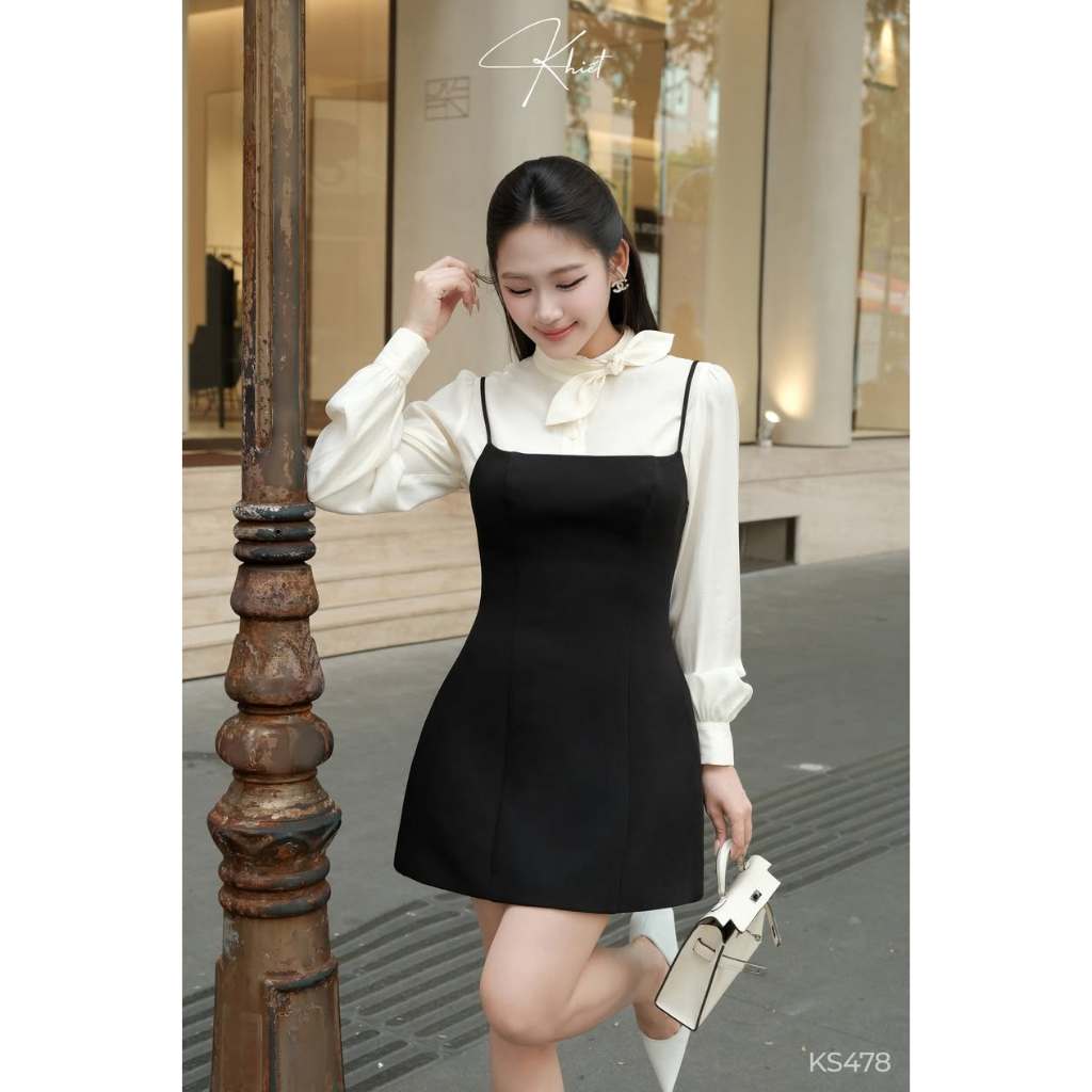 Set áo blouse tơ kem phối váy 2 dây đen Khiết, phong cách thanh lịch KS478