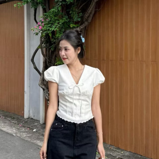 NuSe Linen Top / By cor/ Áo Kiểu nữ Linen cổ V tay bồng