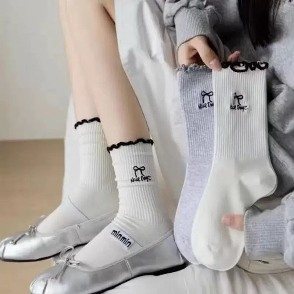 Set 10 Đôi Tất Nữ Cổ Trung Viền Bèo Thêu Nơ – Tất Cotton Mềm Mịn, Thoáng Khí, Phong Cách Hàn Quốc