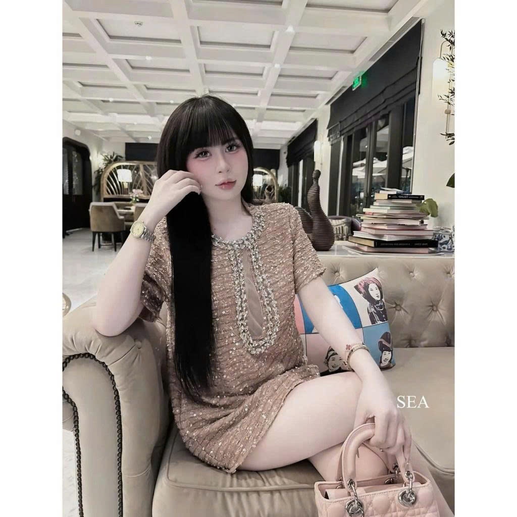 Đầm Ngắn  Đính Kim Sa Sang Chảnh Cổ Viền Ngọc – Váy Dạ Hội / Dự Tiệc Gợi Cảm by Chamie Store