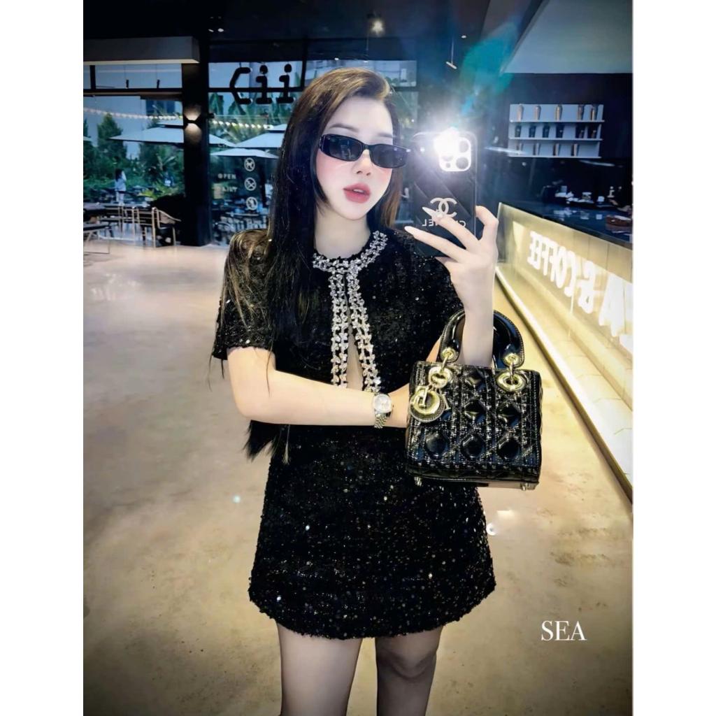 Đầm Ngắn  Đính Kim Sa Sang Chảnh Cổ Viền Ngọc – Váy Dạ Hội / Dự Tiệc Gợi Cảm by Chamie Store