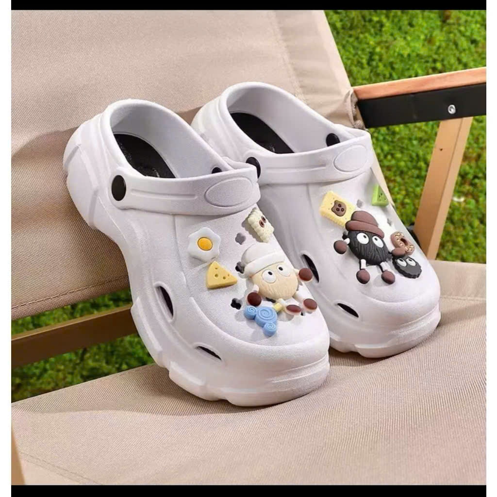 Dép sục cross nữ đế 3-4cm tăng chiều cao siêu nhẹ tặng kèm sticker Cún | BigBuy360 - bigbuy360.vn